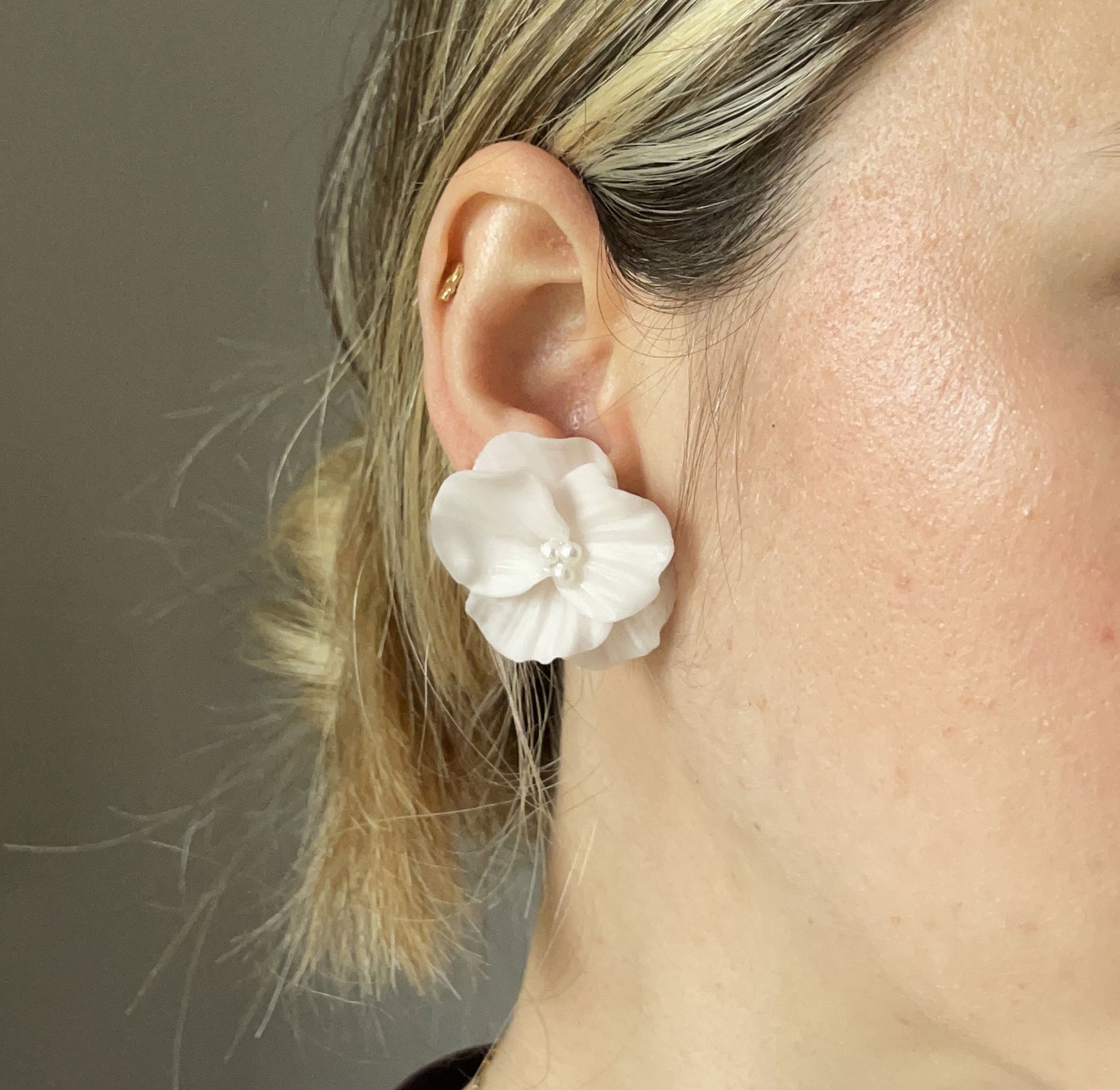 Orecchini le GRAND Lilium. | White (pearls 3)