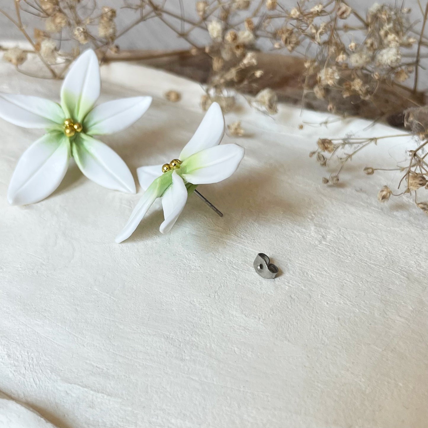 Orecchini FIORE D'ARANCIO. | Degradè Verde Pastello
