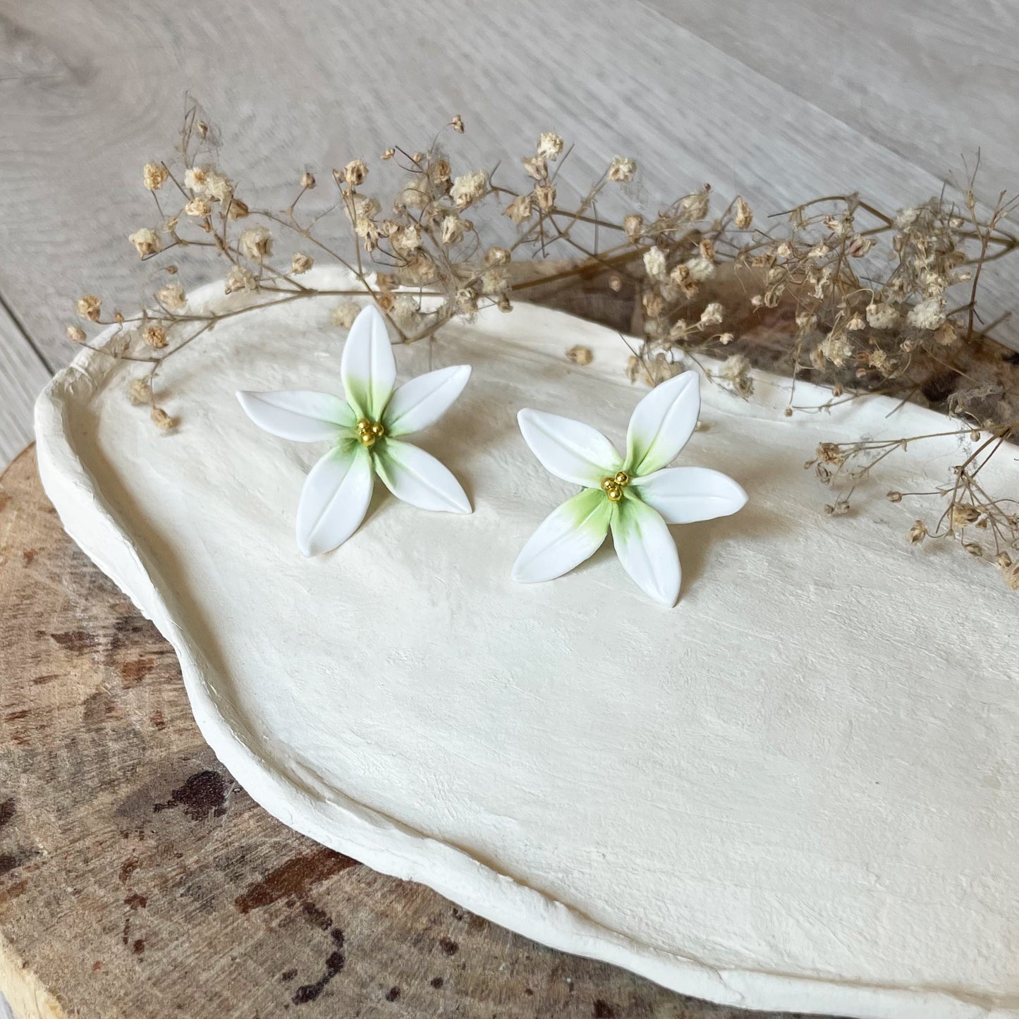 Orecchini FIORE D'ARANCIO. | Degradè Verde Pastello