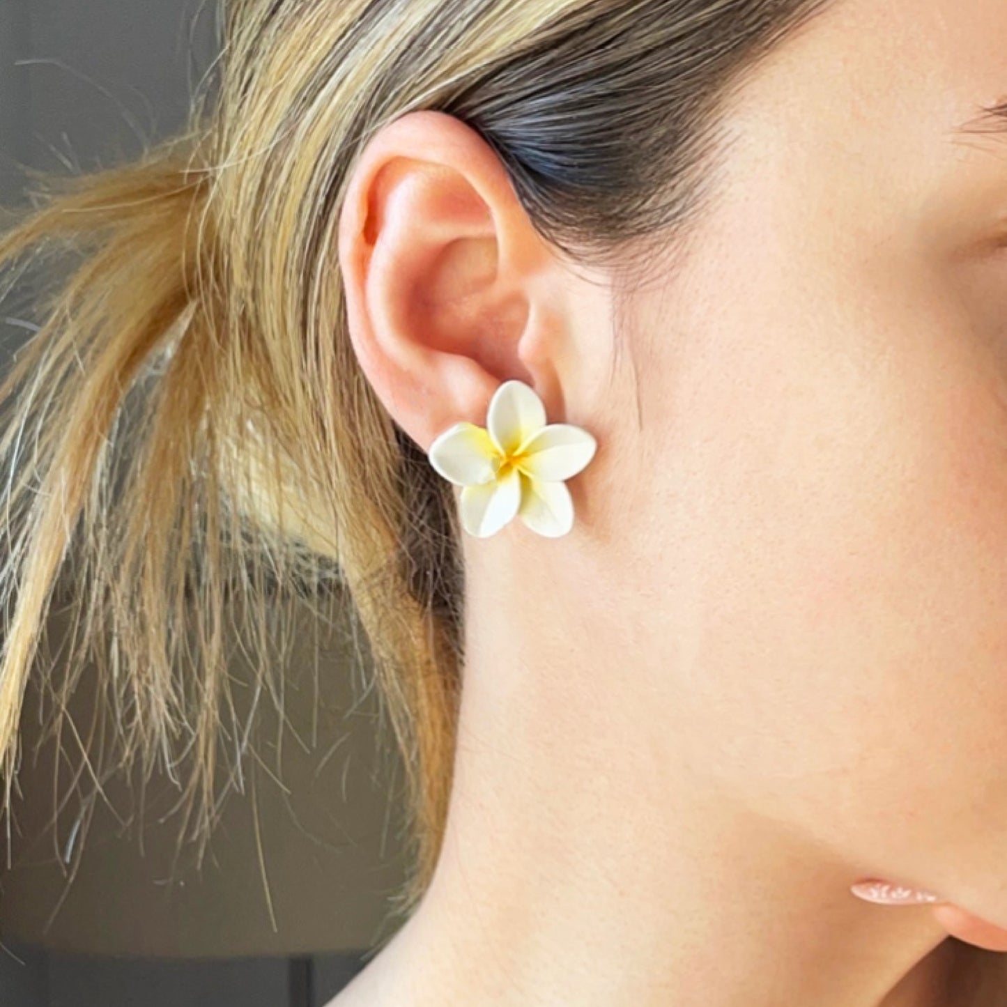 Orecchini Fiore di VAIANA. | PETIT - Yellow