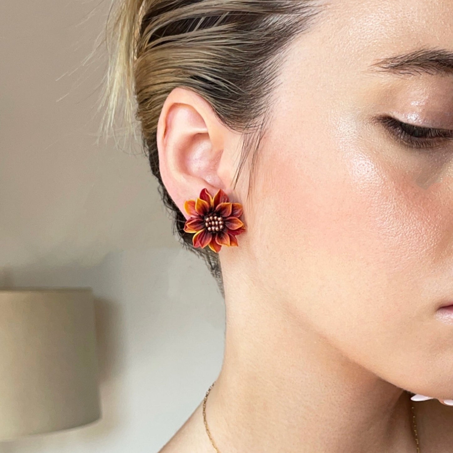 Orecchini MIDI SUNFLOWER. | Bordeaux