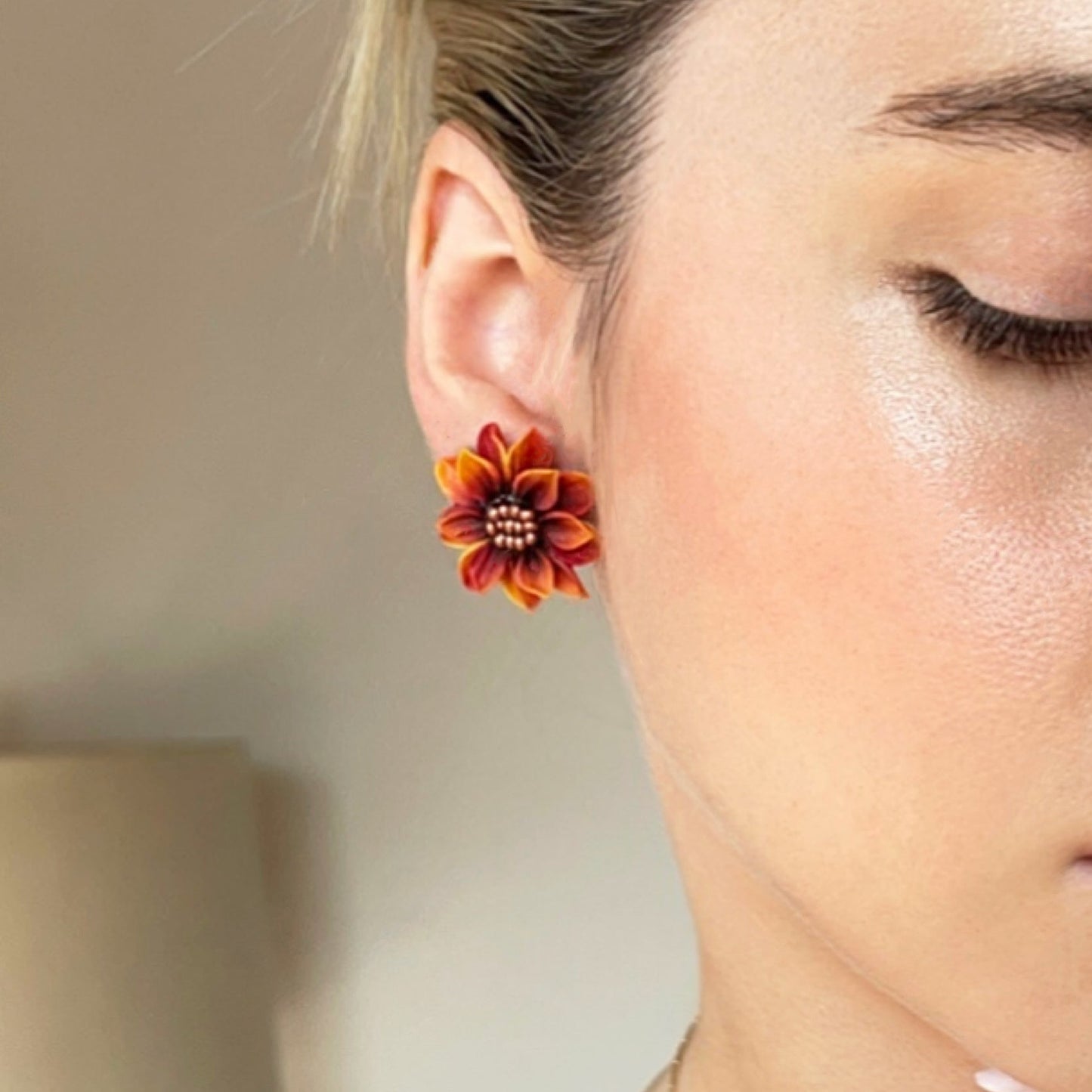 Orecchini MIDI SUNFLOWER. | Bordeaux