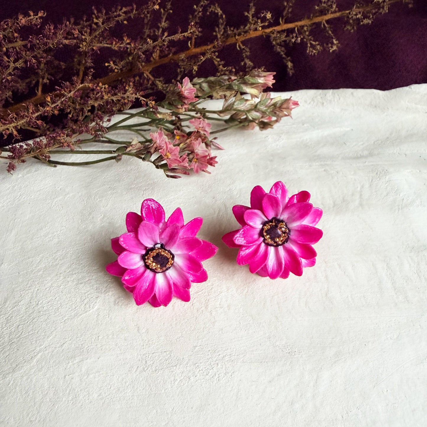 Orecchini GERBERA. | le PETIT | Fucsia