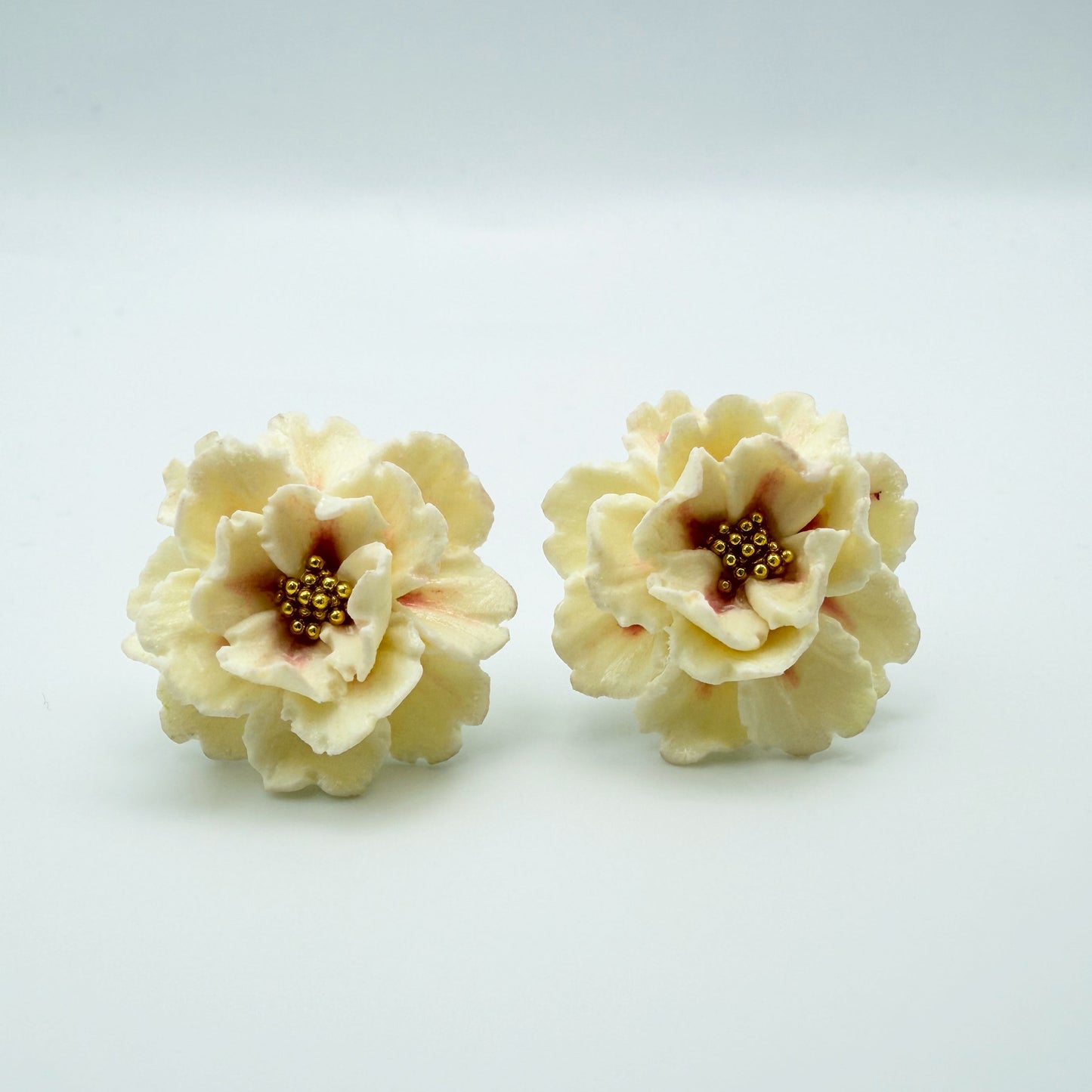 Orecchini PEONY. | le PETIT | Burro