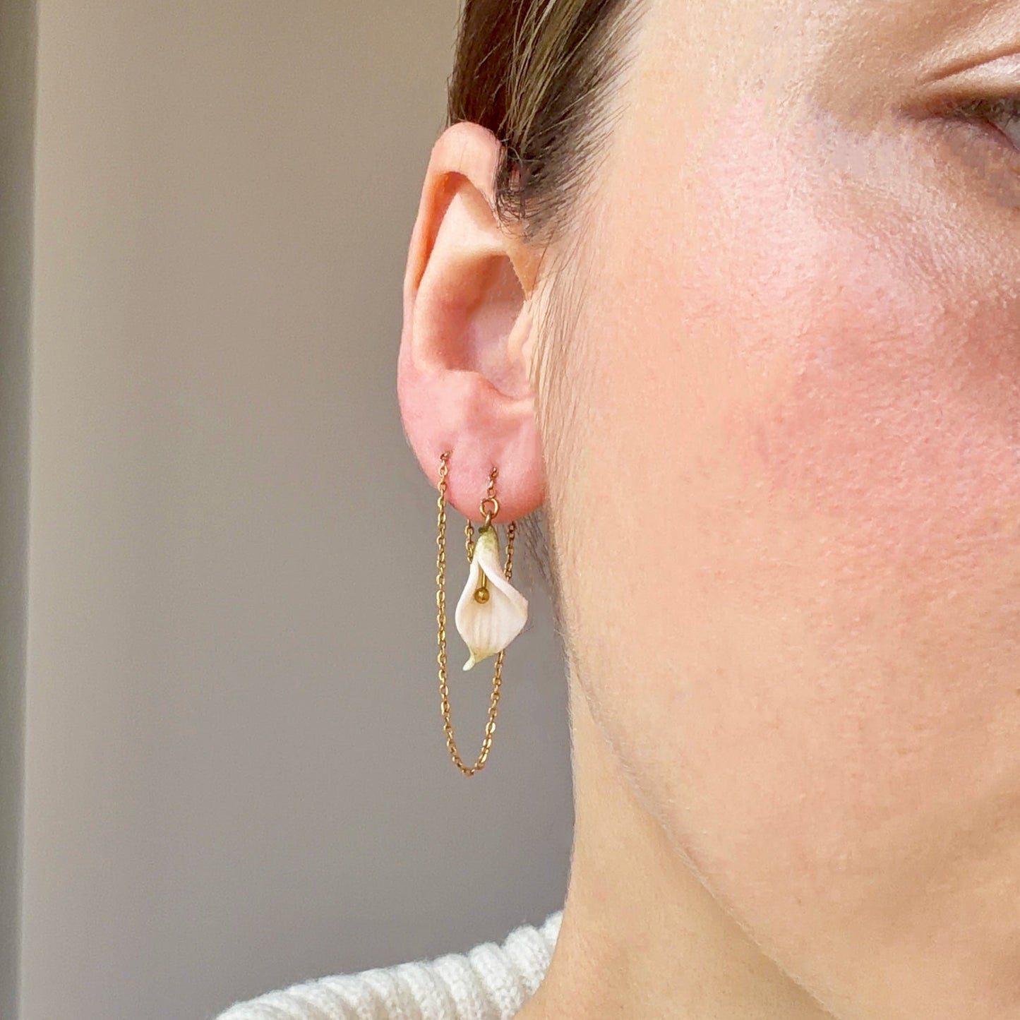 Orecchini CALLA | le PETIT. | Bianco (Seconda variante)