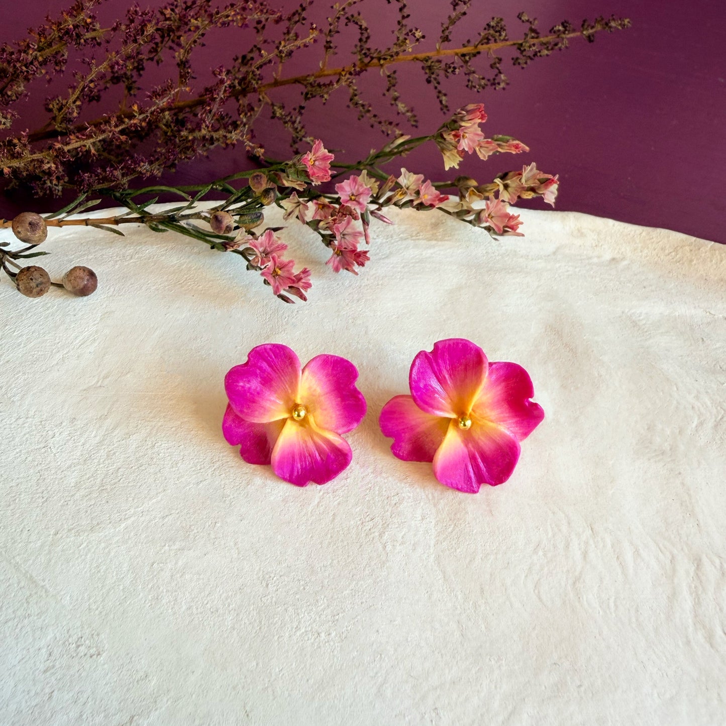 Orecchini PRIMULA. | le PETIT | Fucsia